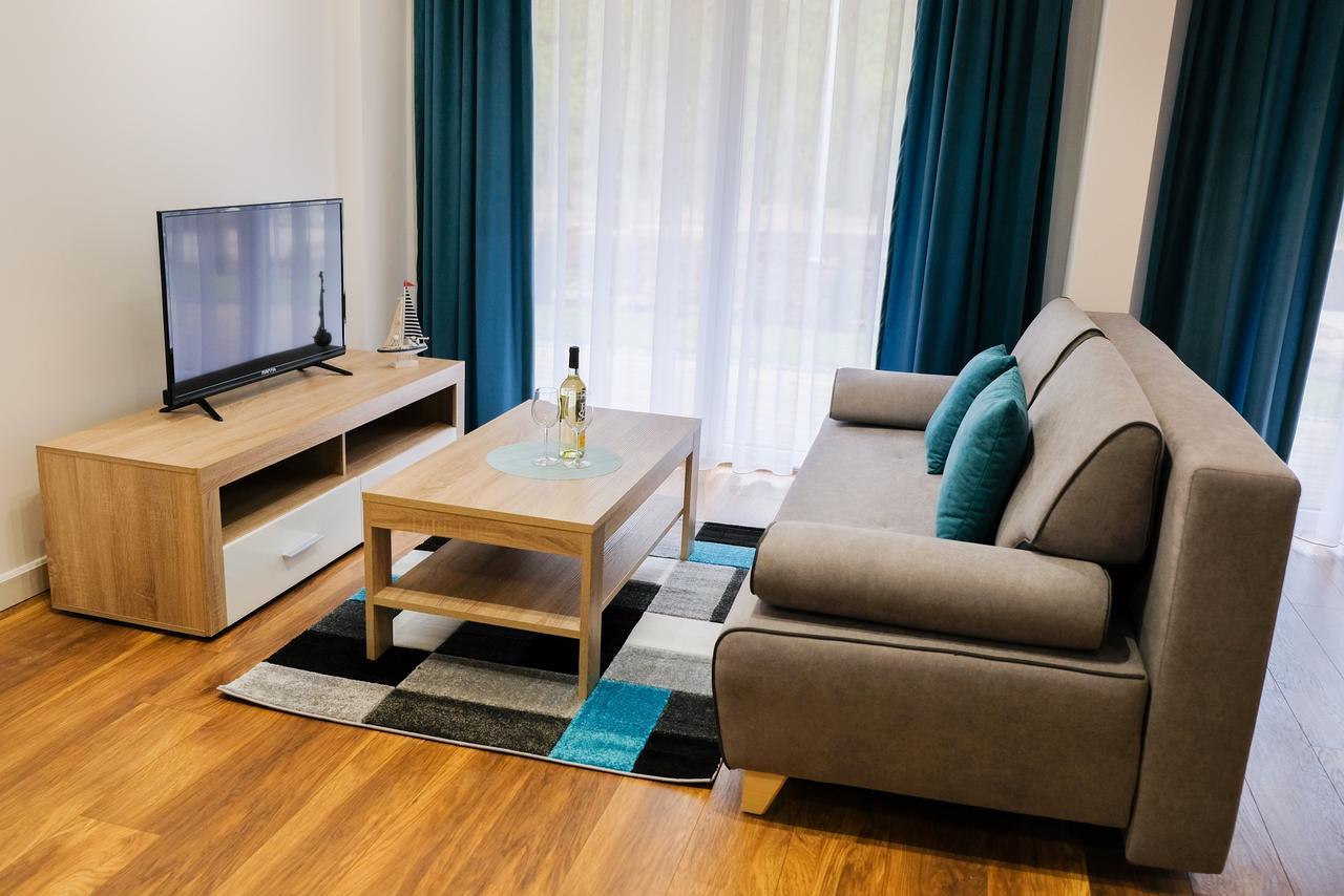 Apartment & Room Marina Borki - Apartamenty Zefir Аугустов Екстериор снимка